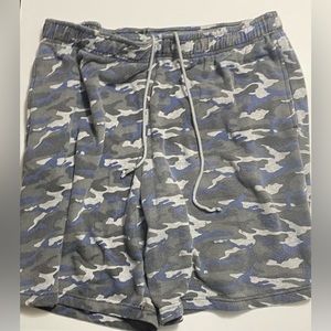 Large Men’s Open Trail Blue Camo Shorts With Pockets and Draw Strings